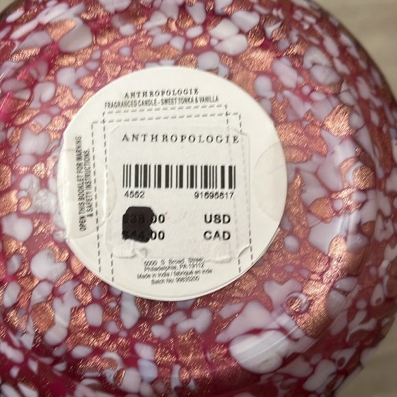 The Gather Candle by Anthropologie: Sweet Tonka & Vanilla - Picture 3 of 5